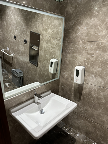 Adani Business Class Lounge | Mumbai Airport T2 | Bathroom