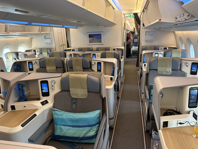 Air Mauritius | A350-900 | Business Class Cabin