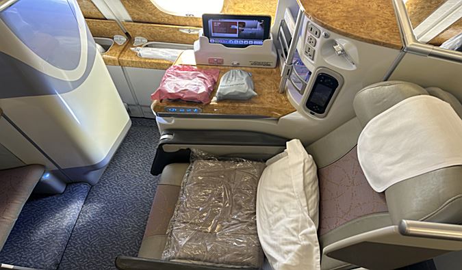Emirates A380 | Business Class Seat (Upper Deck)