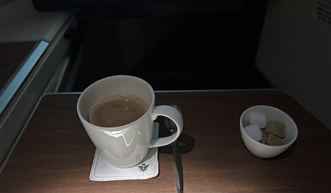Saudia Business Class 787-10 Karak Chai